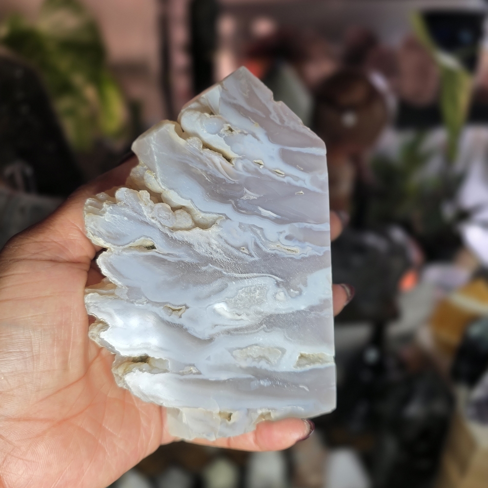 Natural Gray-White Agate Slab Decorative Home Accent